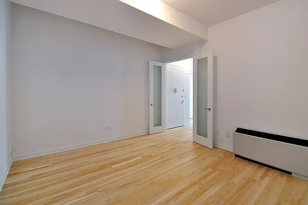 Rented by Corcoran | media 21