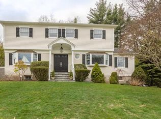 54 Crawford Rd, Harrison, NY 10528