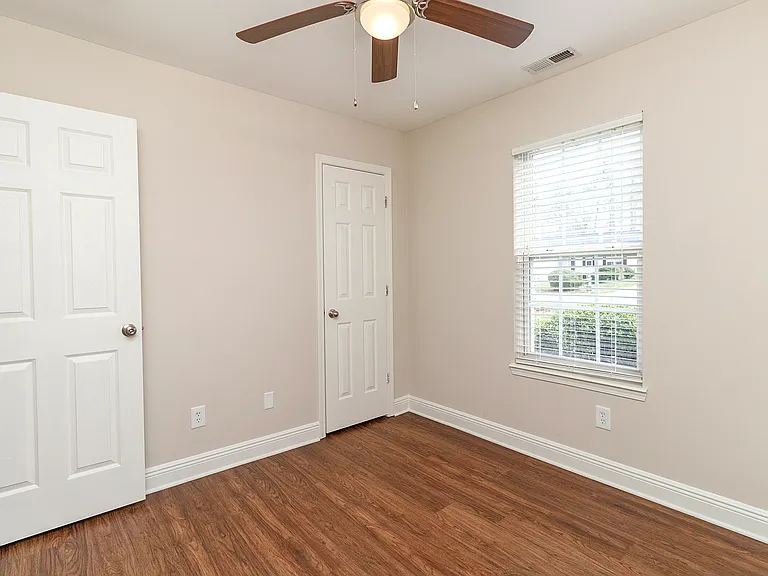 4401 Craven Hill Dr — Photo 18