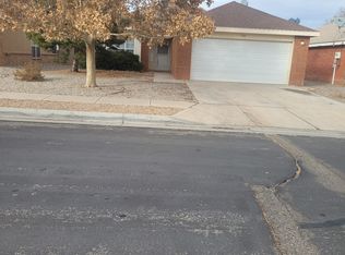 7001 Easton Pl NW, Albuquerque, NM 87114