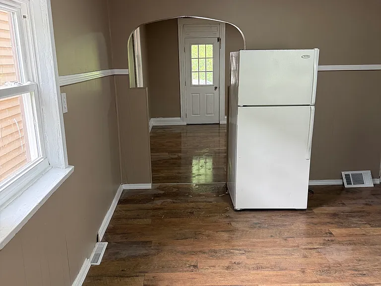 937B Koehler Ave — Photo 3