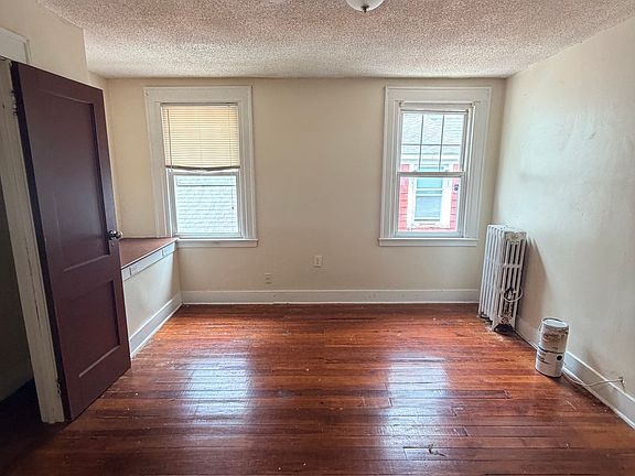 4th image of 750 Legion Ave #2
