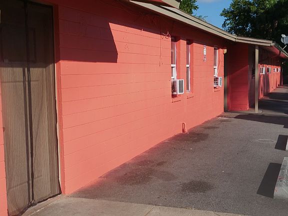3rd image of 716 Orange Ave #3A