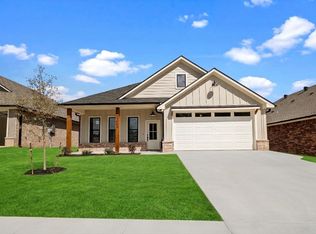 7902 Greenhill Dr, Tyler, TX 75703