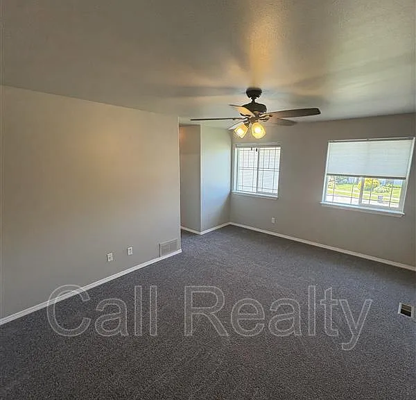 1814 N Arc St — Photo 10