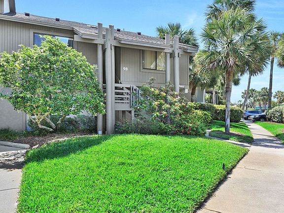 2nd image of 97 Village Del Lago Cir