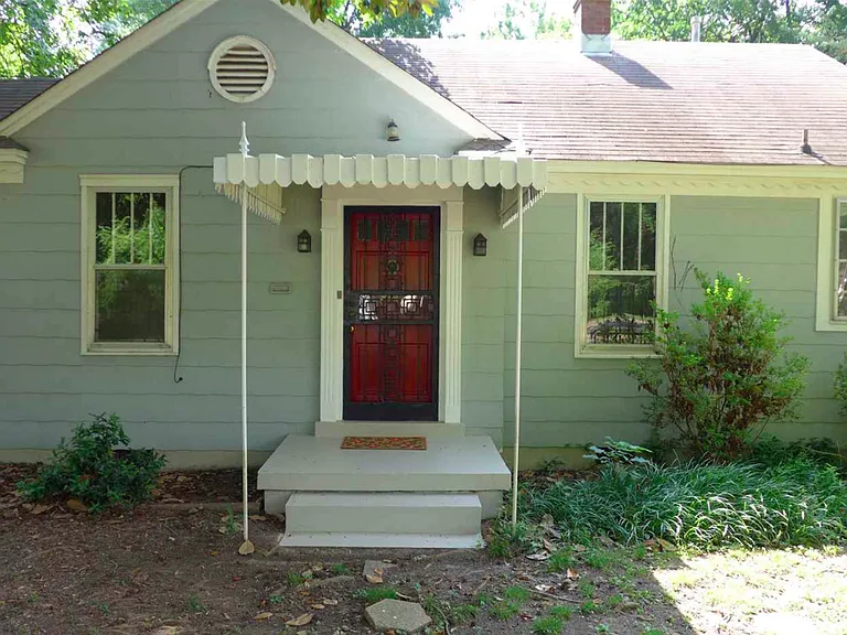 699 Shotwell St — Photo 17