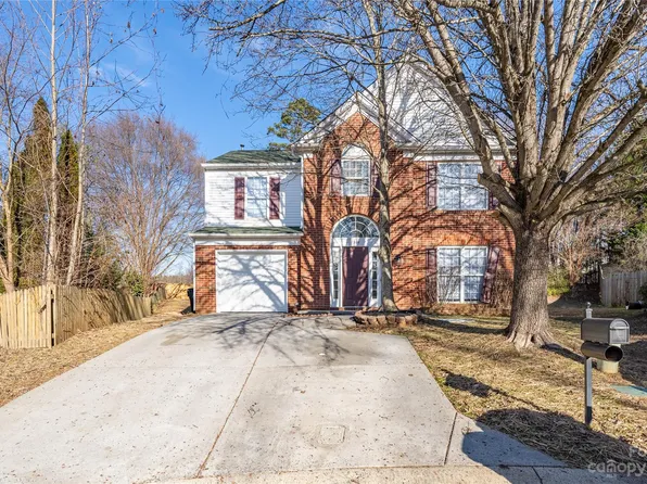 7314 Balancing Rock Ct, Charlotte, NC 28262