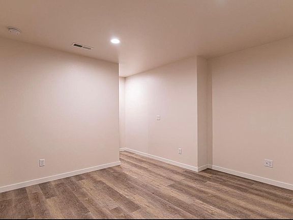 5th image of 1170 Dahnovan Dr