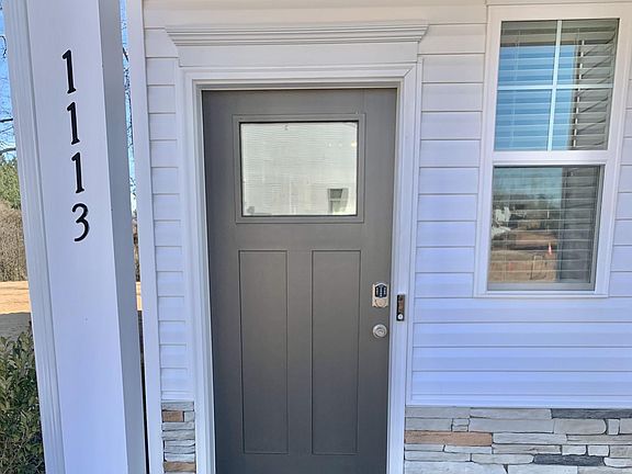 4th image of 1113 Forestbrook Ln