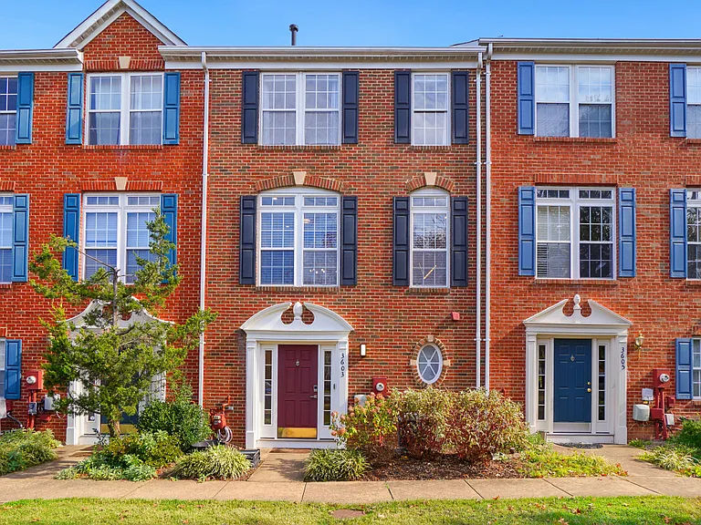 3603 Madison Ln — Photo 1