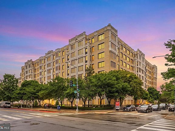 2nd image of 1701 16th St NW APT 321