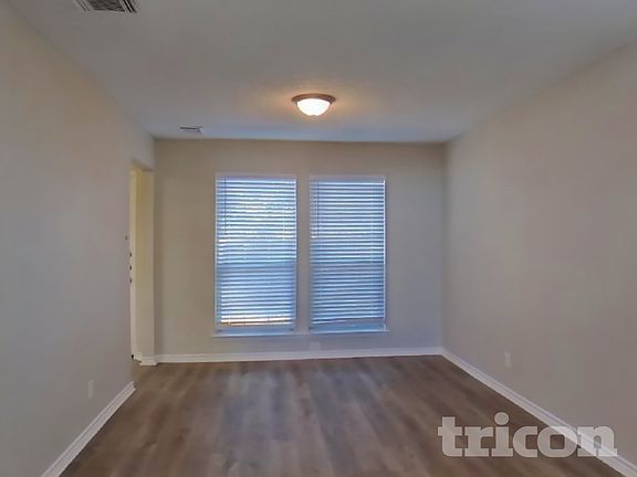 4th image of 305 Meandering Way
