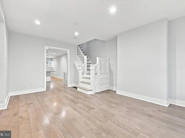 5515 Catharine St, Philadelphia, PA 19143