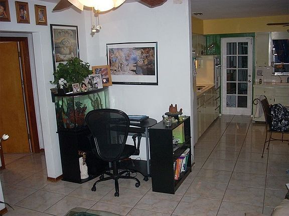 2nd image of 309 Hoffman Blvd