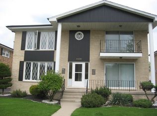 4537 Elm Ave #2, Brookfield, IL 60513