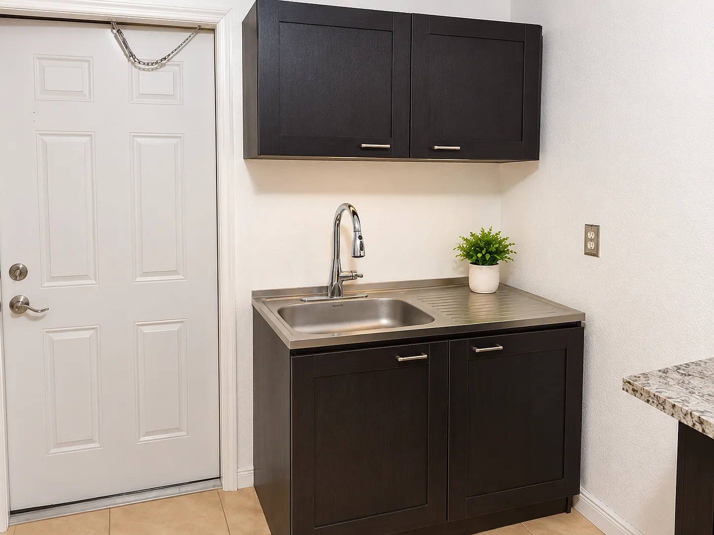 1 bed, 400 sqft, $1,500 — Photo 4