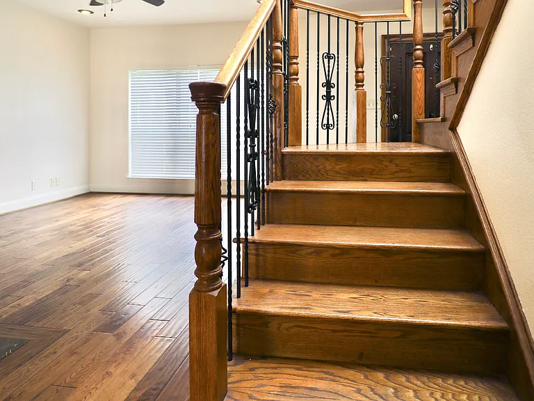 407 Josephine St — Photo 12