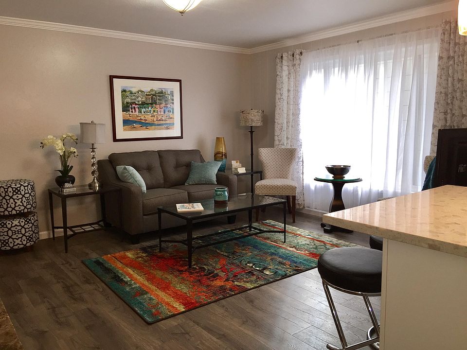 1st image of 211 Stockton Ave APT 1