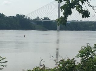 619 Riverside Dr, Russell, KY 41169