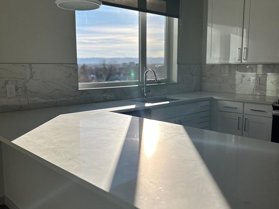 1st image of 399 Grant St #738