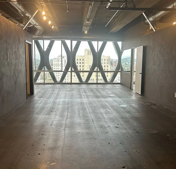 2404 Wilshire Blvd #11D — Photo 15