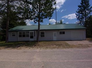 112 Oak Dr, Roscommon, MI 48653