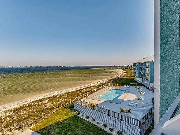 1390 Fort Pickens Rd #210 — Photo 44