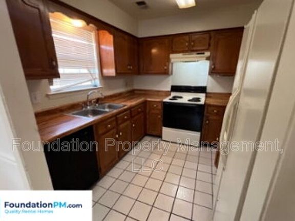 5th image of 2485 Wellons Ave