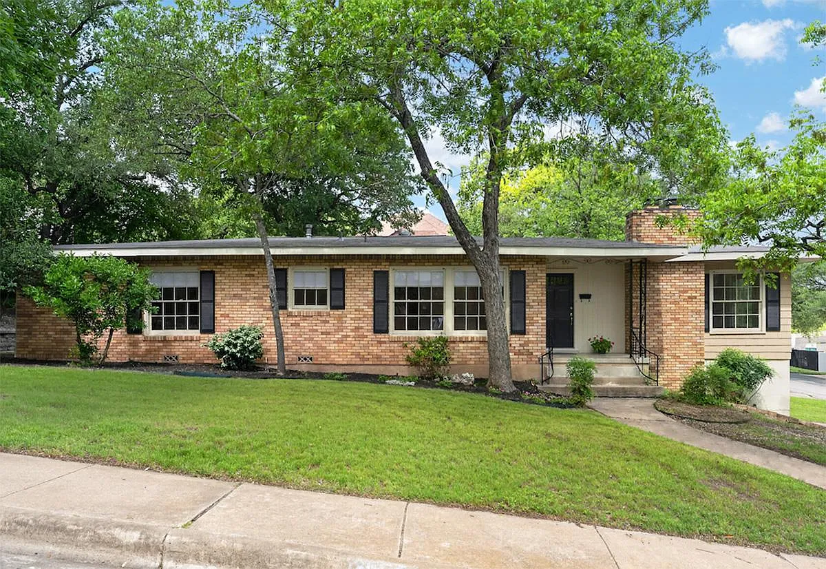 Building Photo - 2506 Hillview Rd