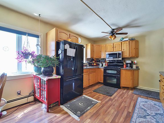 3rd image of 8285 Wise Rd