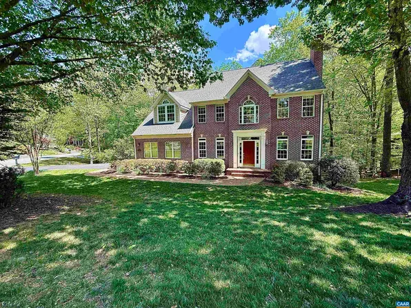 824 King William Dr, Charlottesville, VA 22901