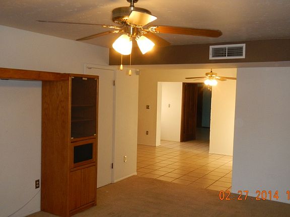 Living & Dinning Rooms_03012014