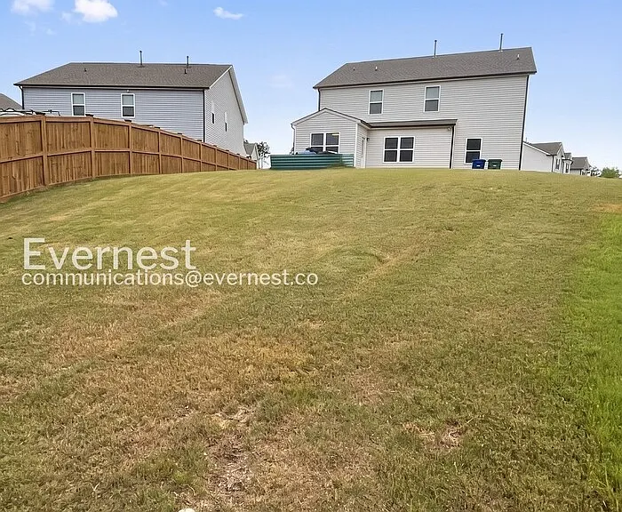 8436 Jordan Meadow Dr — Photo 32