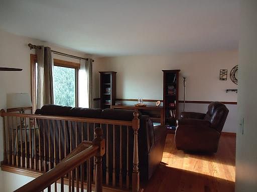 2nd image of 658 W Berwick Pl