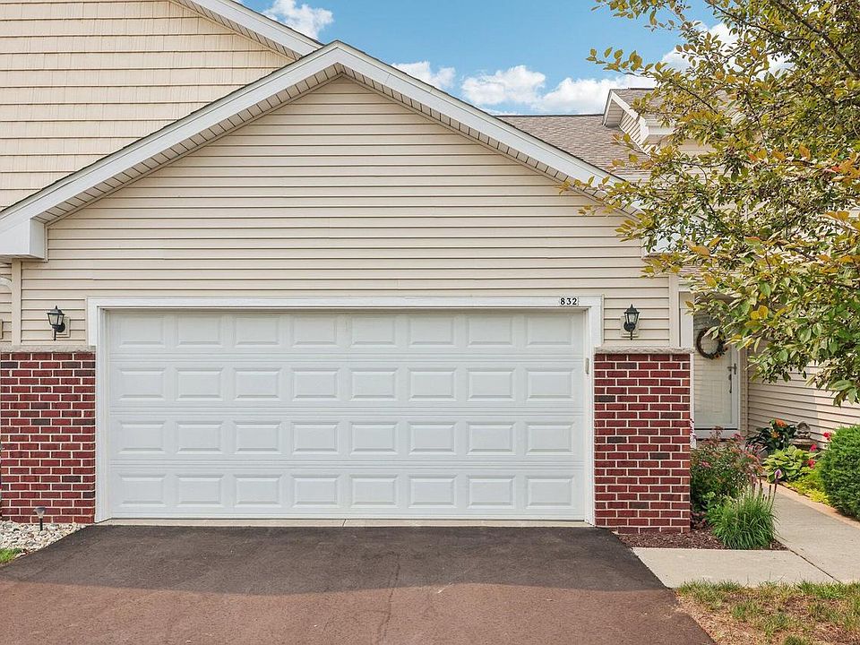 1st image of 832 Ashley AVENUE