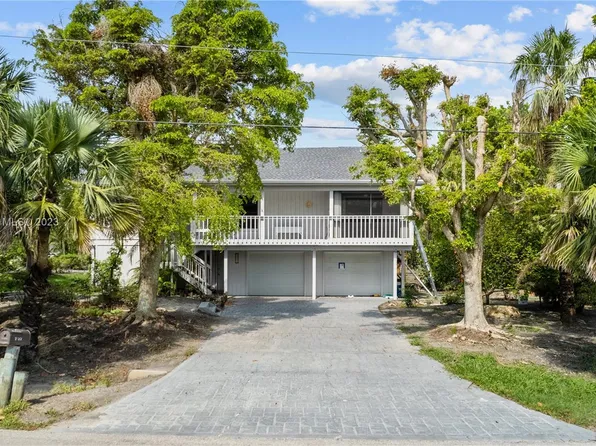 1077 S Yachtsman Dr, Sanibel, FL 33957