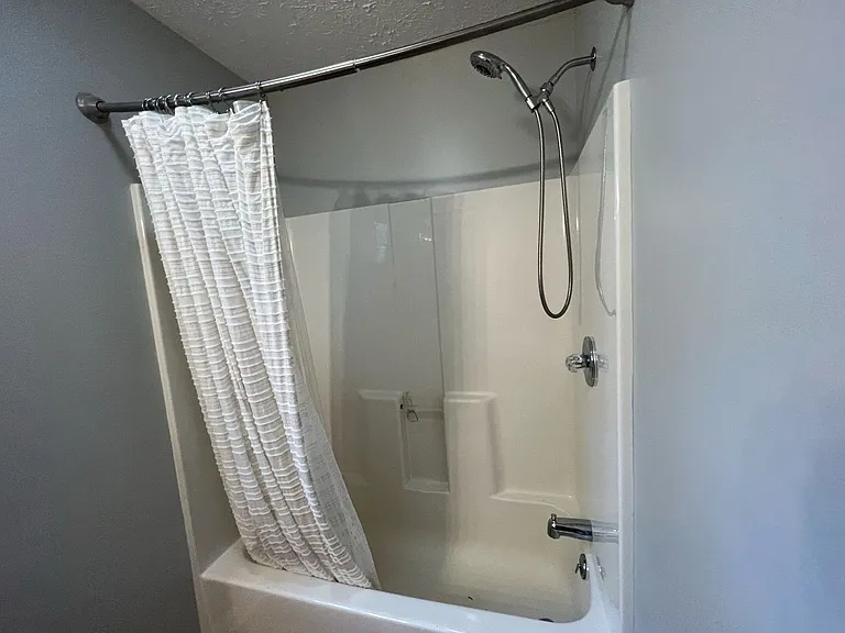 670 Emerald Ave — Photo 11