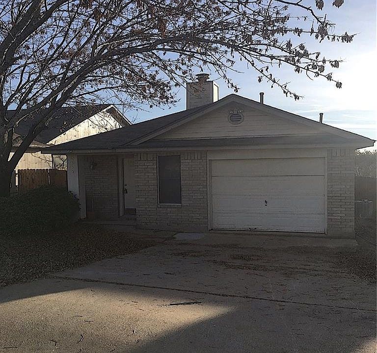 1st image of 5009 Edenbourgh Ln