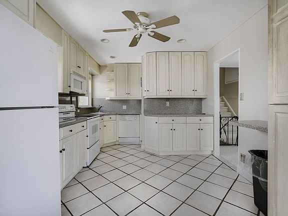 4th image of 5750 225th St #2