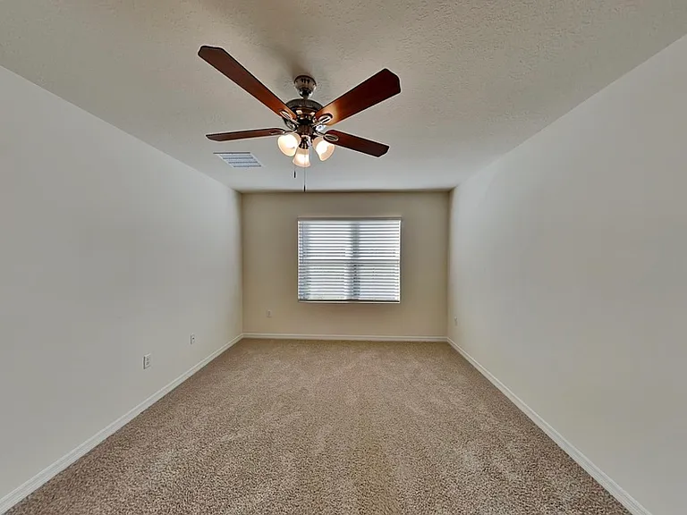 1004 Brooklet Dr — Photo 7