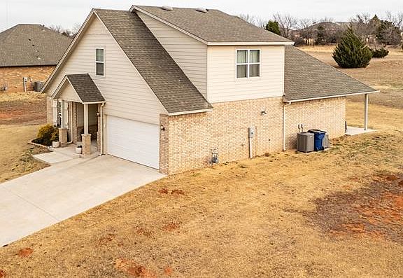 2nd image of 13134 Huntington Dr