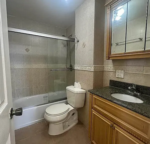 2 Windsor Pl #3 — Photo 11