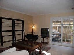 3rd image of 2229 Mimosa Dr APT 3