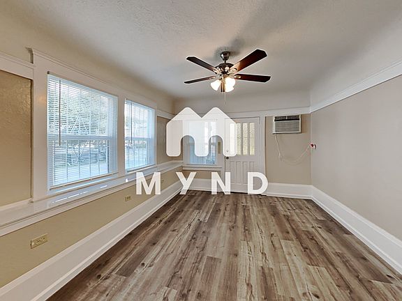 5th image of 2218 10th St APT 7