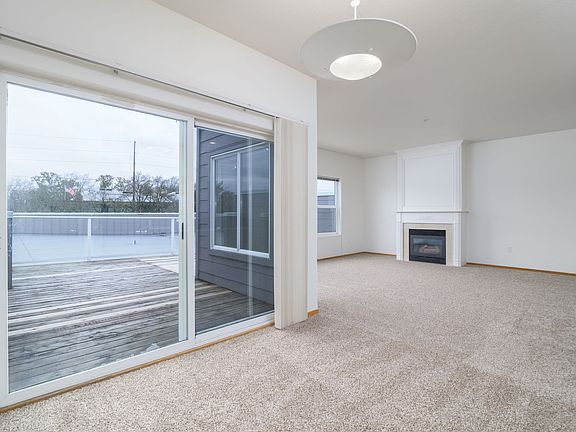 5th image of 626-640 S Nevada St #626D