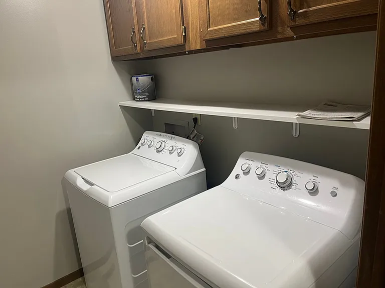 3027 W Capital Ave #33 — Photo 9