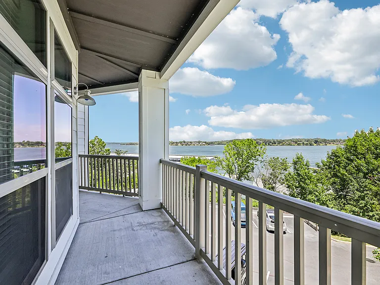 The Residence at Old Hickory Lake — Photo 79