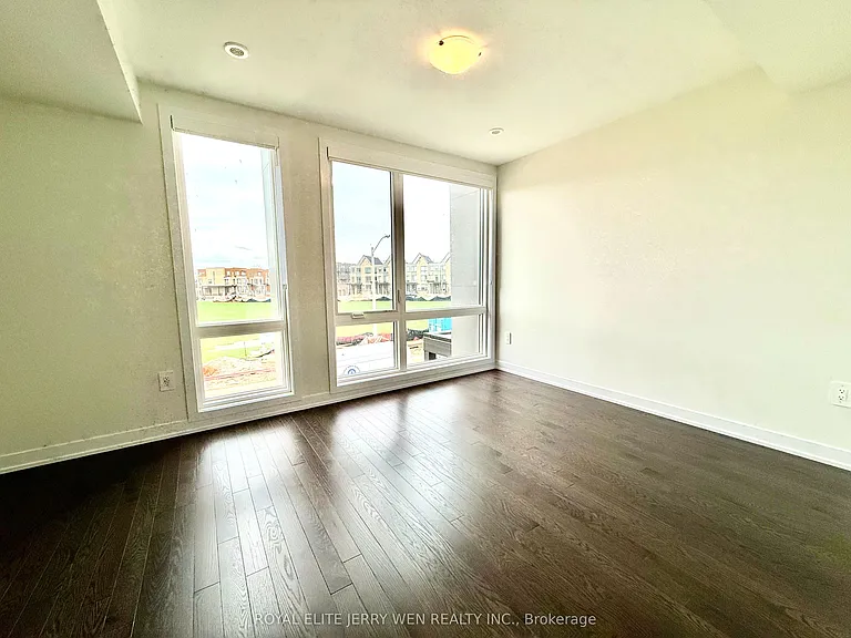 420 Lawrence Heights Way — Photo 5