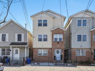 159 Dwight St, Jersey City, NJ 07305